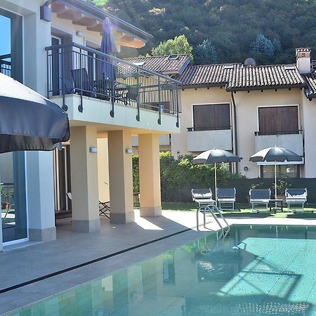 South Apartment With Pool Torri Del Benaco Exterior foto