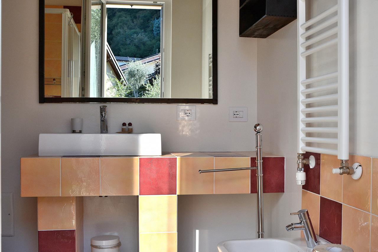 South Apartment With Pool Torri Del Benaco Exterior foto